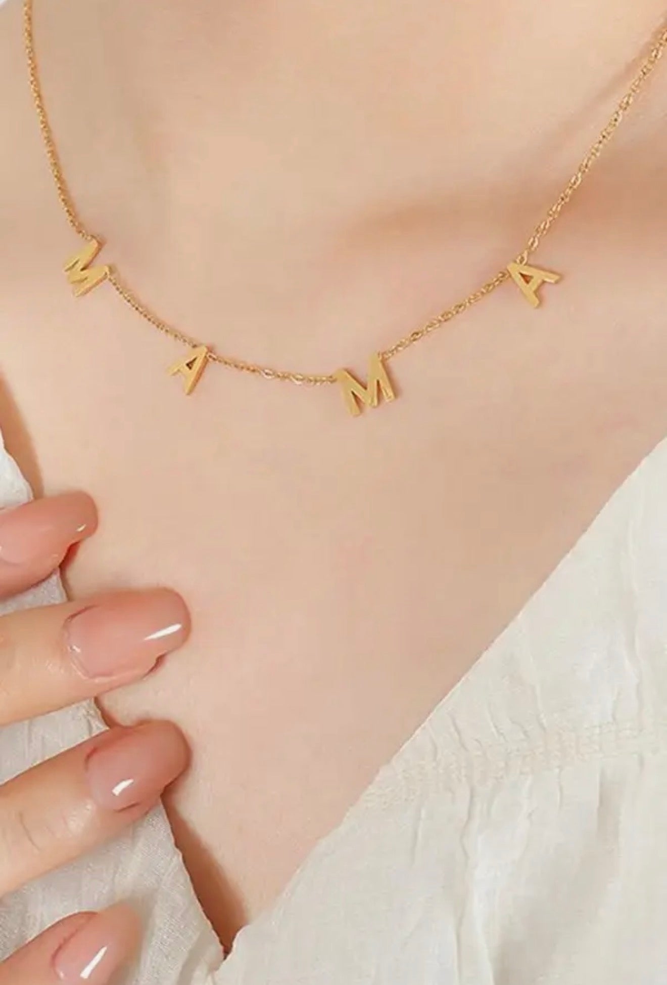 Mama Necklace